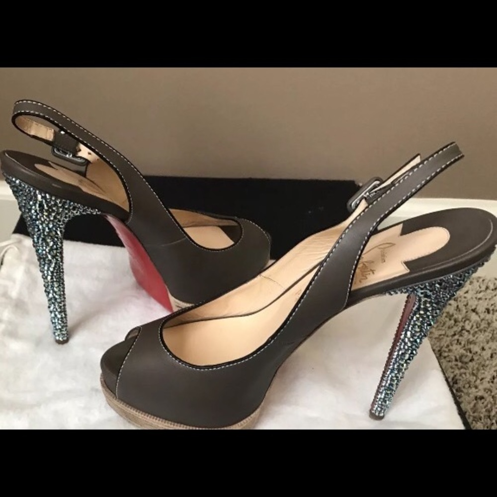 CHRISTIAN LOUBOUTIN 💯% authentic strassed heel🌈 - Picture 2 of 16
